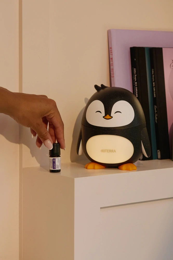 dōTERRA difuzér Tučniak a dōTERRA Calmer 5 ml