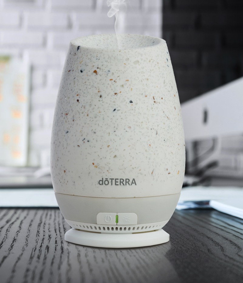 DoTERRA Roam difúzer + DoTERRA Trio esenciálnych olejov 3x5ml